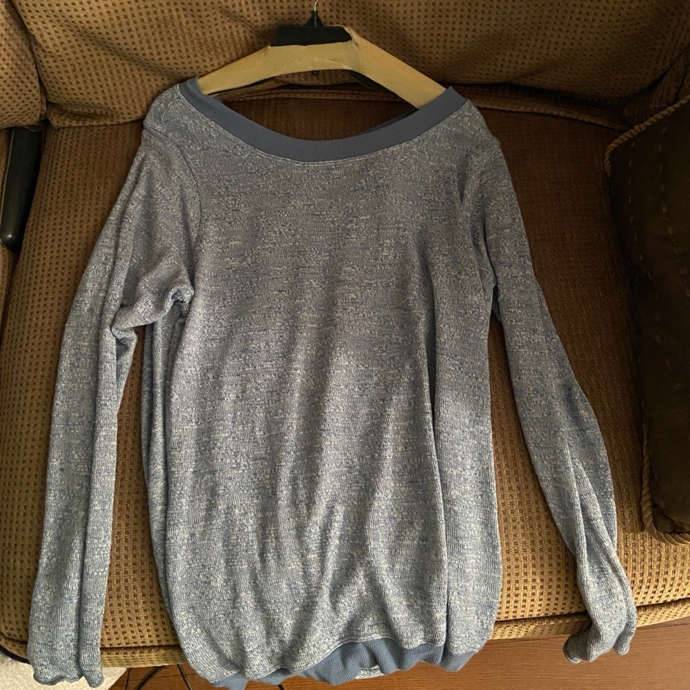 Hard Tail blue slit back sweater size small
